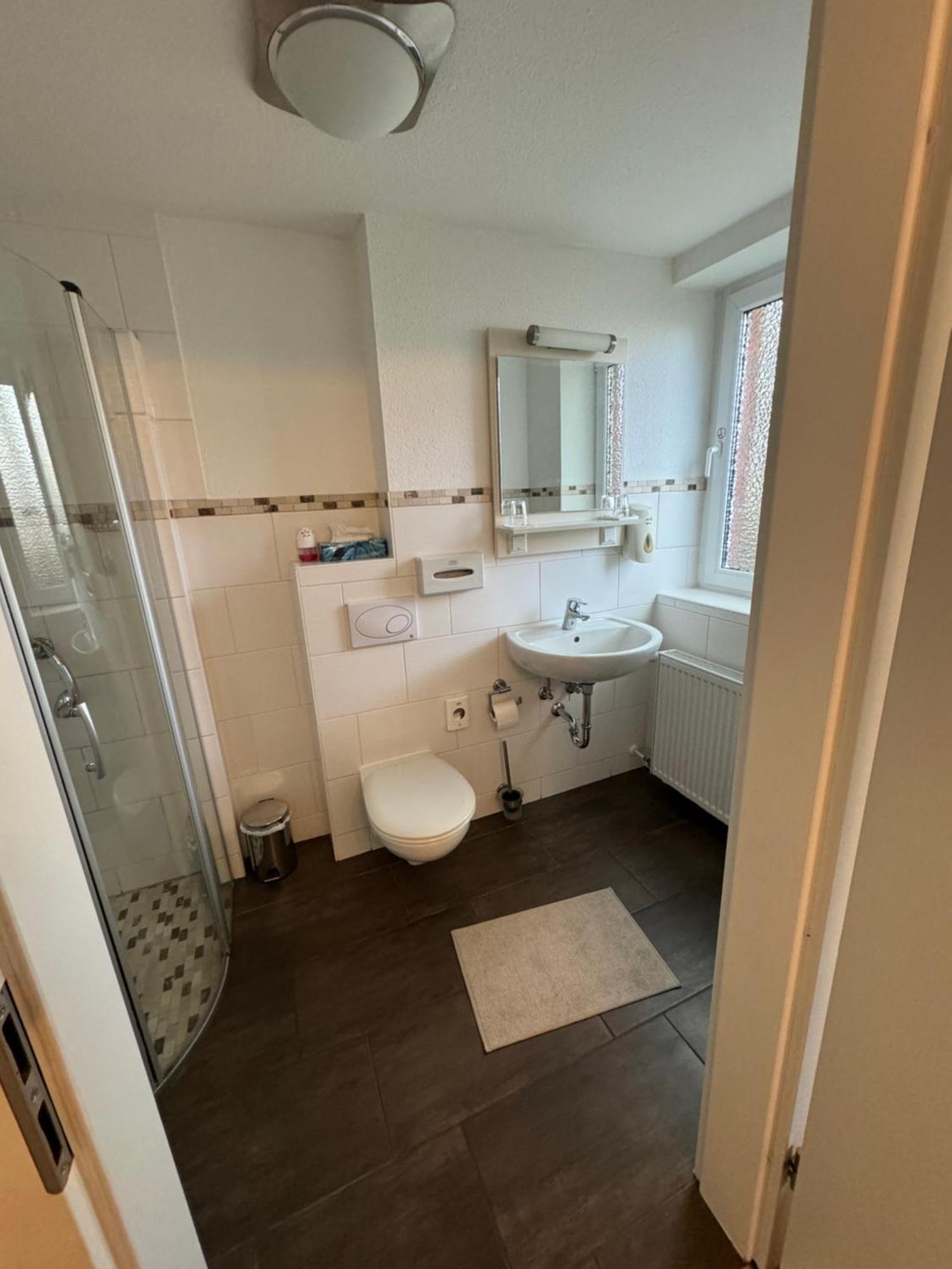 Skypension Schönefeld Екстериор снимка
