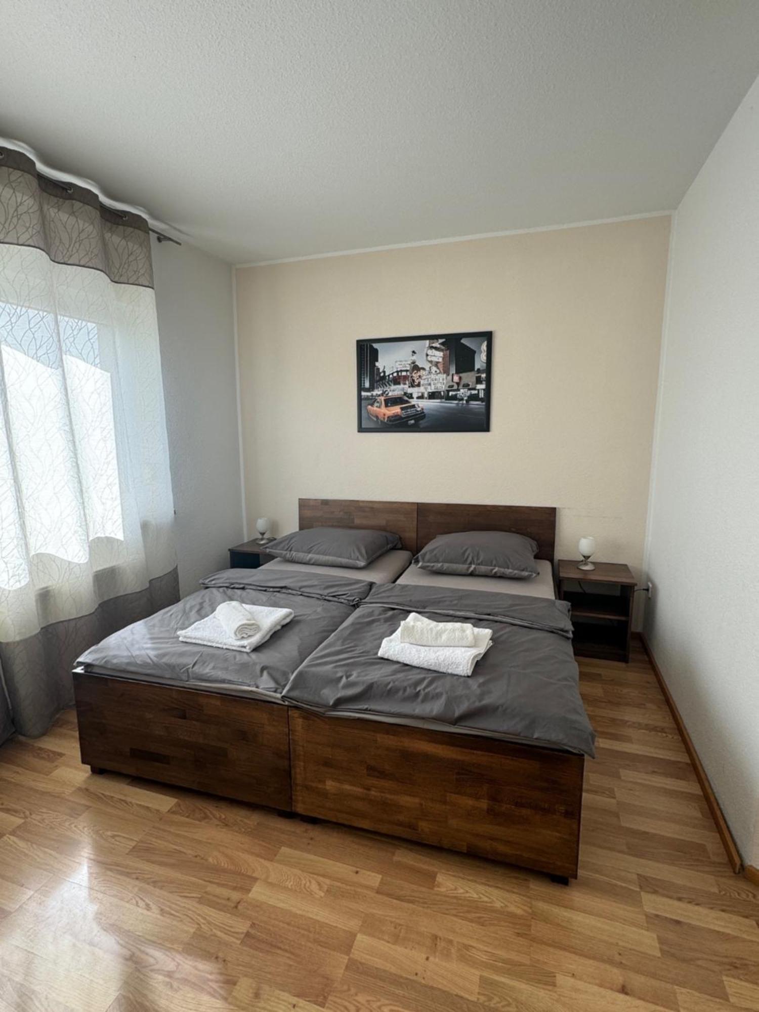 Skypension Schönefeld Екстериор снимка