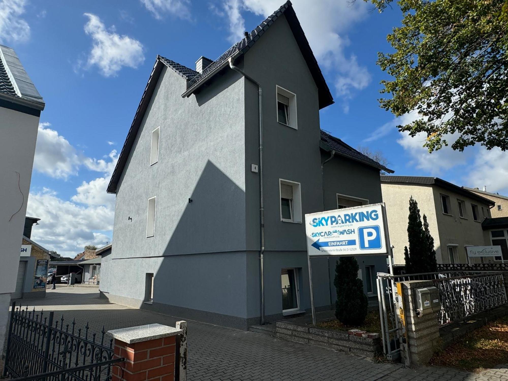 Skypension Schönefeld Екстериор снимка